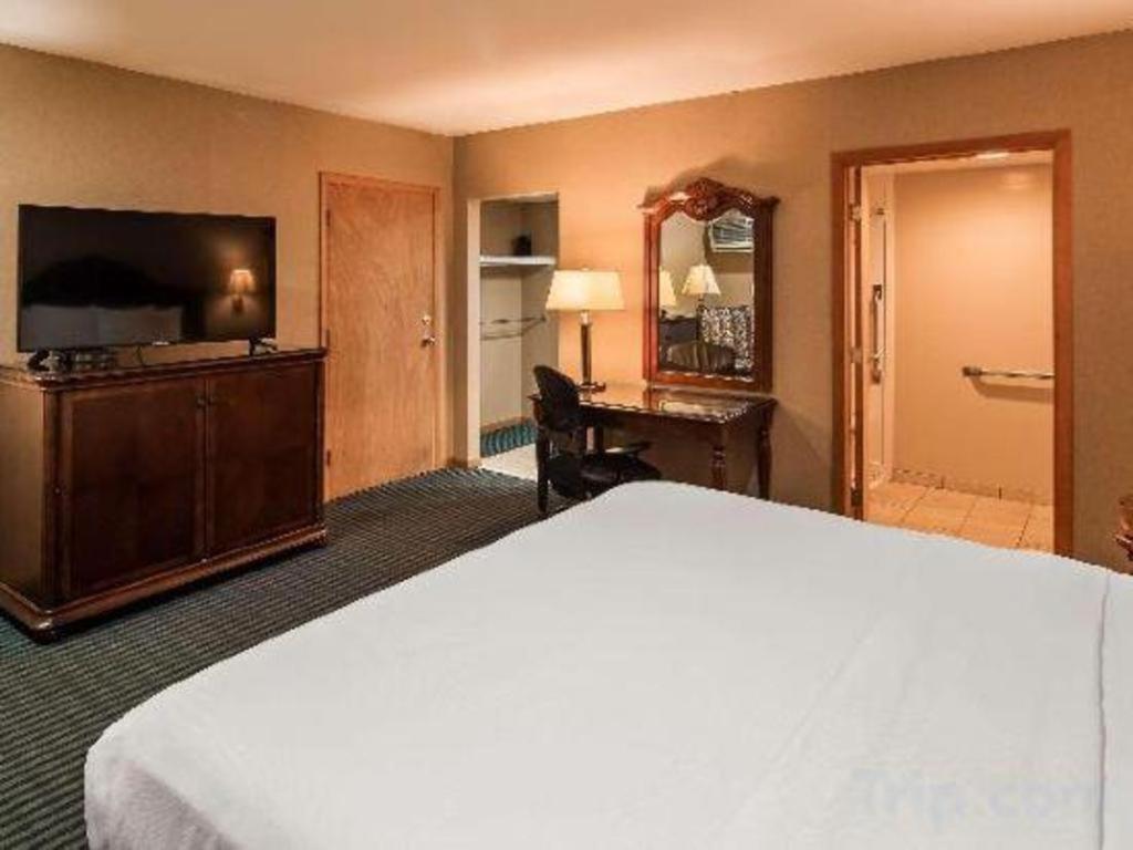 Best Western River Terrace Cheboygan Extérieur photo